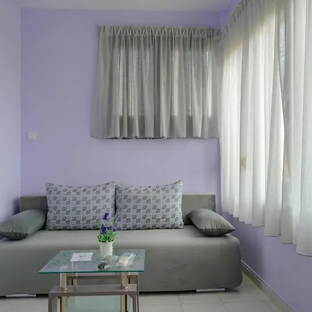 Michael'S Apartment'S Nea Roda Exterior photo