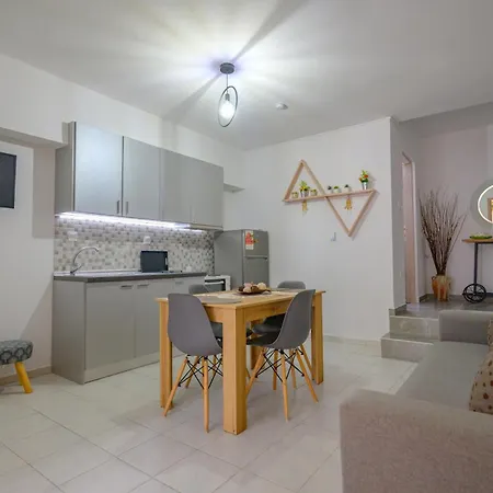 Michael'S Apartment'S Nea Roda Exterior photo